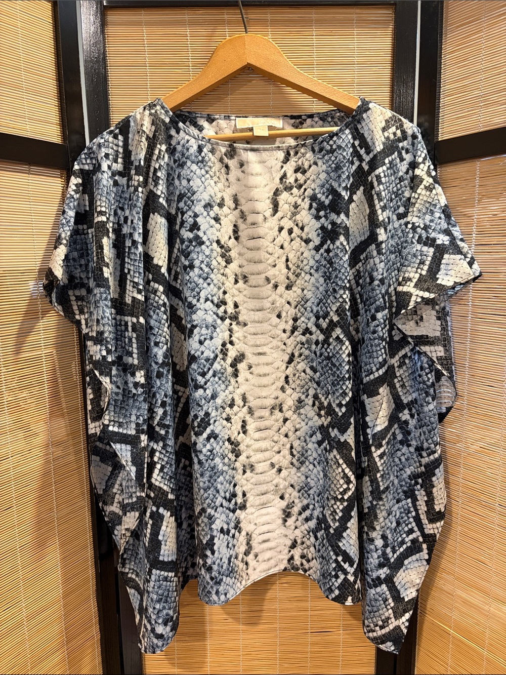 Michael Kors Black, White & Gray Snakeskin-Print Dolman Top